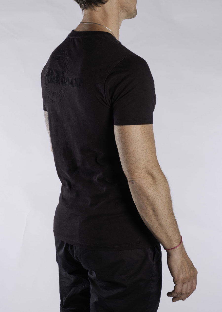 Nascosto Tee